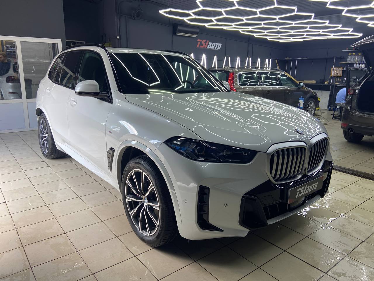 BMW X5 G05 оклейка пленкой в Архангельске