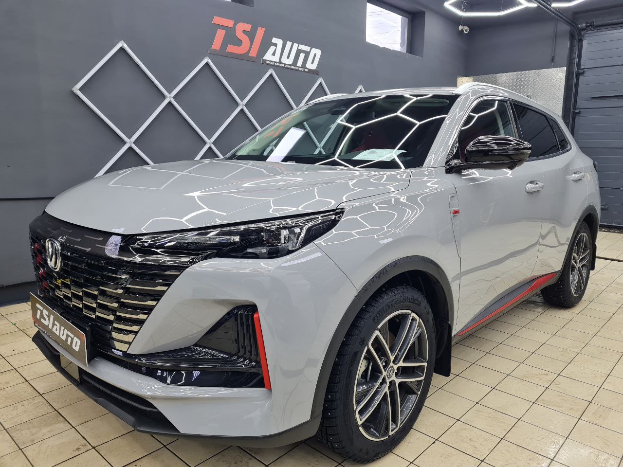 Changan Uni-S оклейка бронепленкой в Архангельске