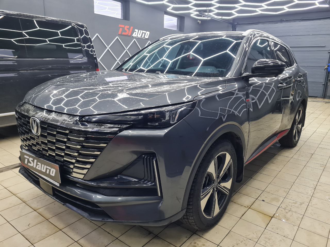 Changan Uni-S установка подсветки салона в Архангельске