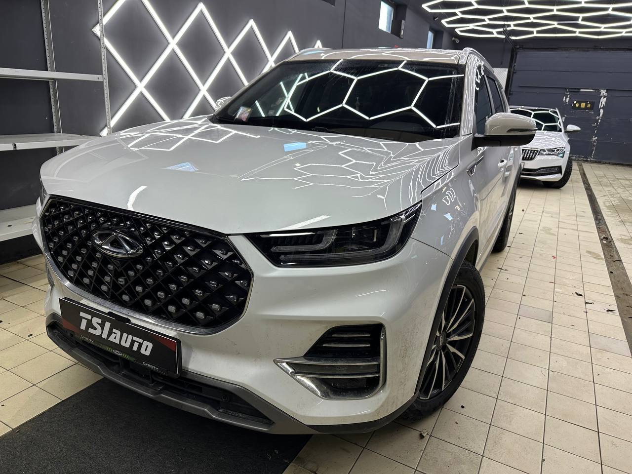 Шумоизоляция Chery Tiggo 8 Pro Max в Архангельске - пакет Элит