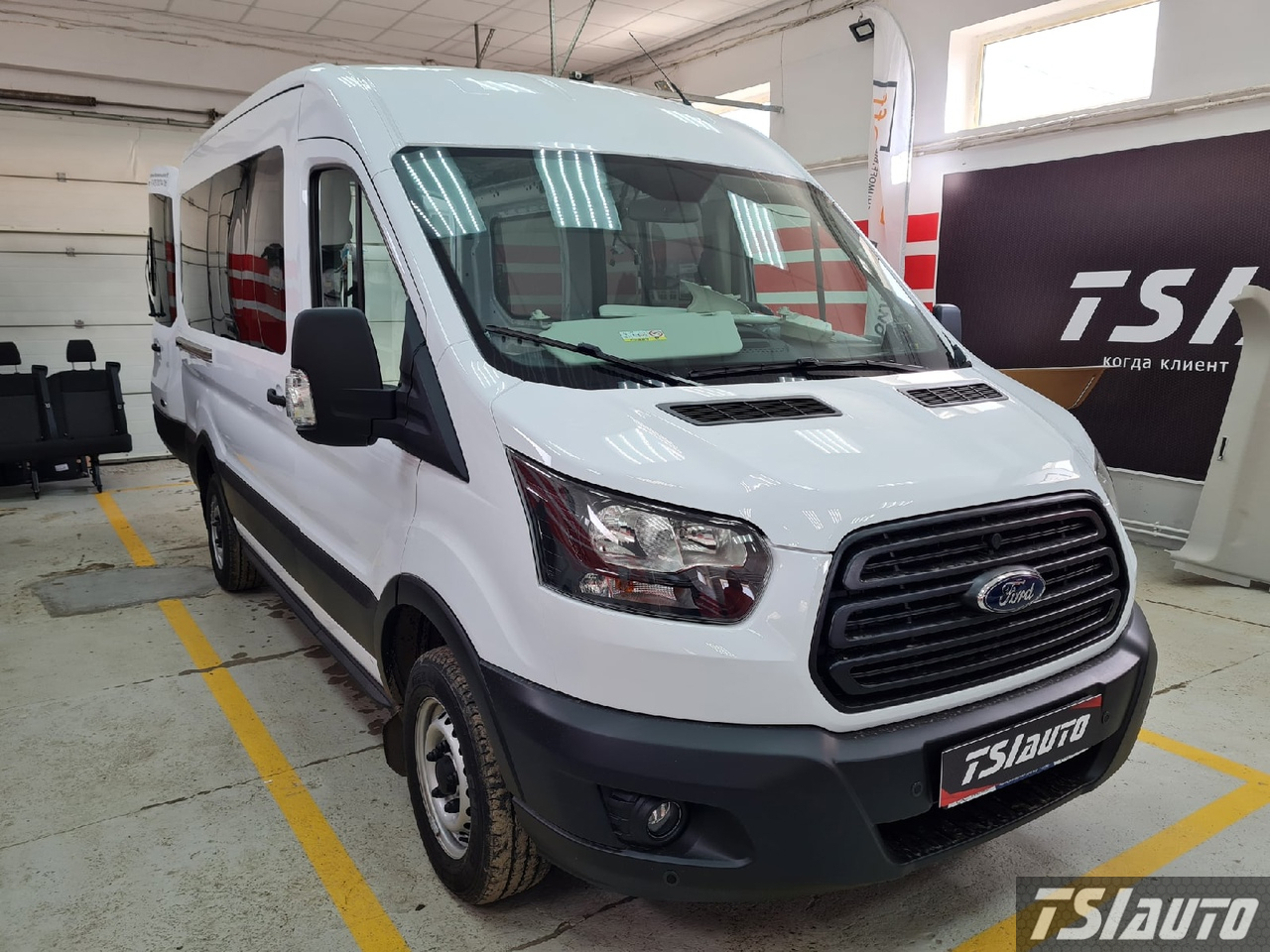 Правильная шумоизоляция Ford Transit в Архангельске