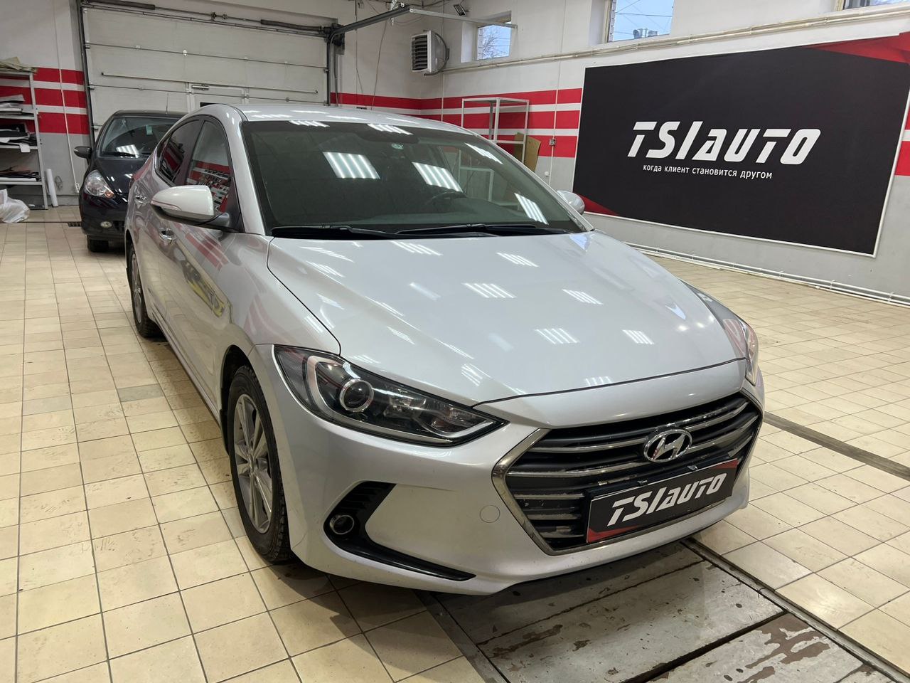 Шумоизоляция Hyundai Elantra 6 в Архангельске