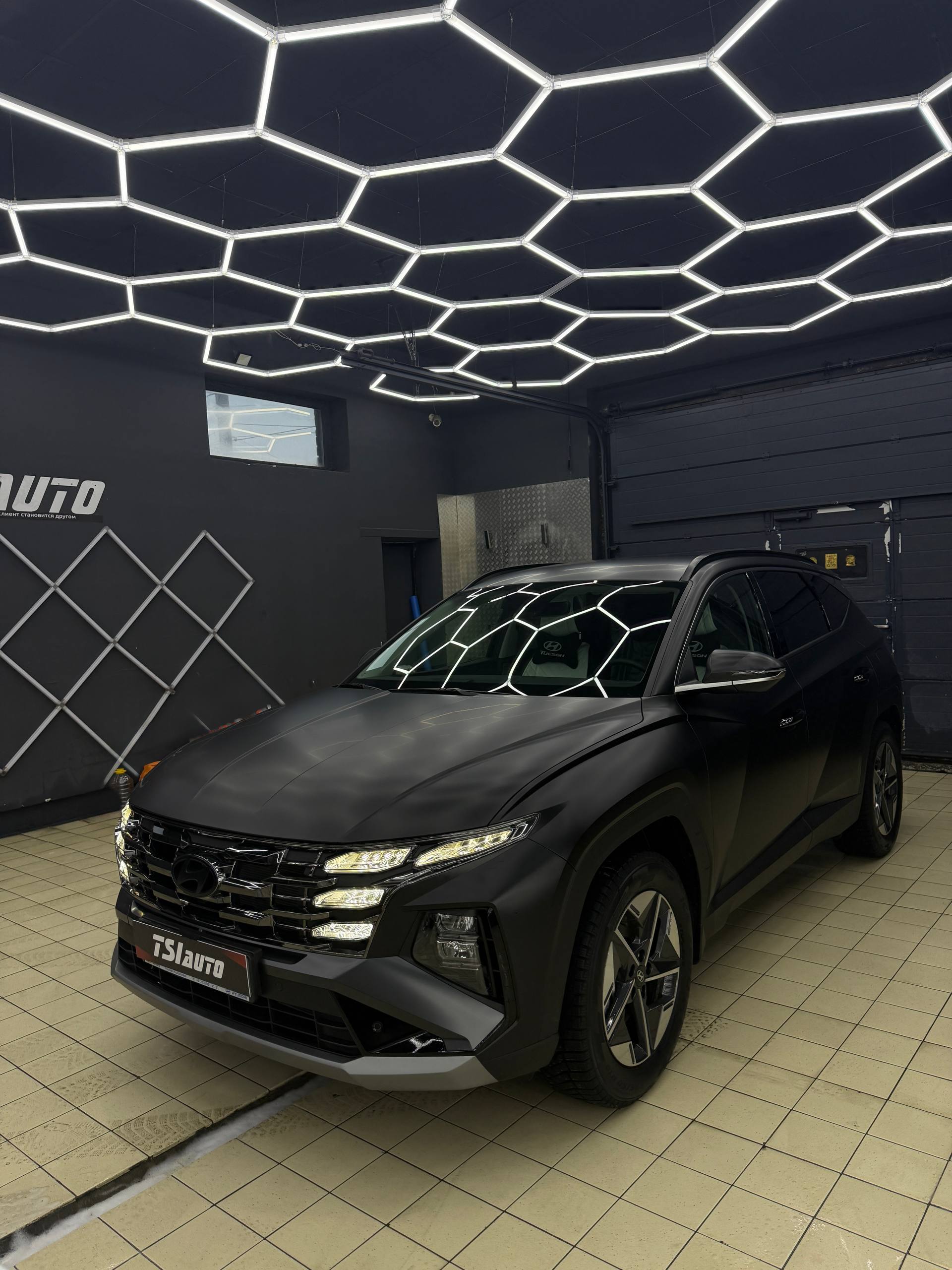 Hyundai Tucson оклейка матовой пленкой в Архангельске