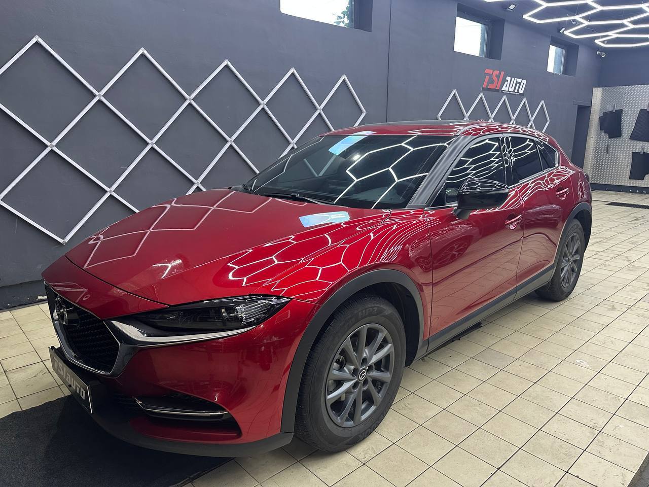 Шумоизоляция Mazda CX-4 в Архангельске