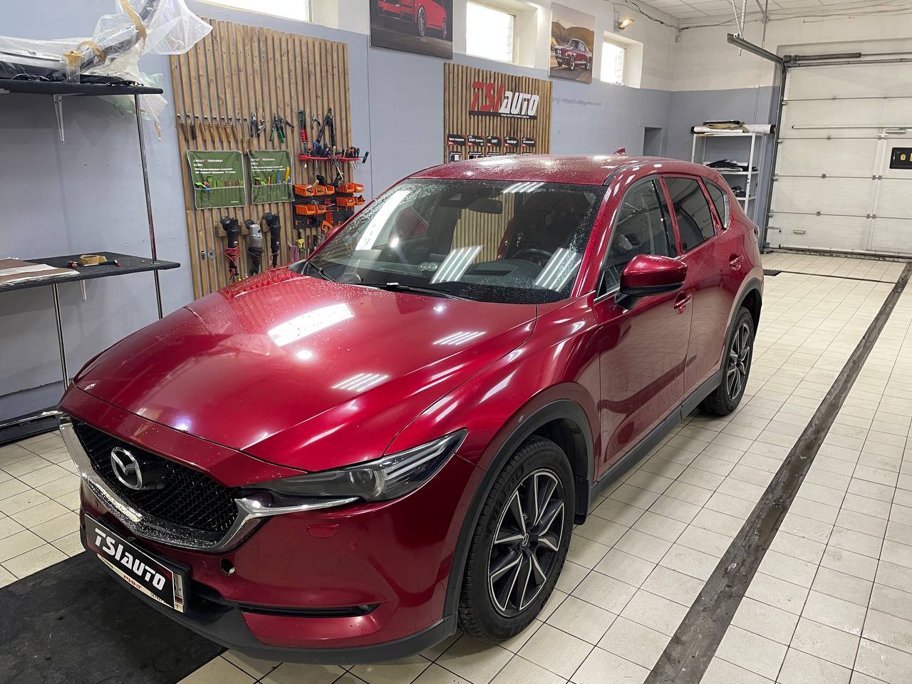 Шумоизоляция Mazda CX-5 в Архангельске