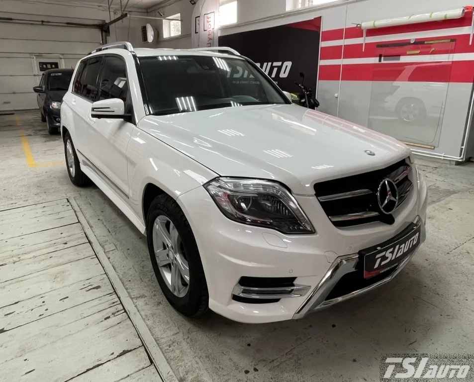 Правильная шумоизоляция Mercedes GLK (X204) в Архангельске