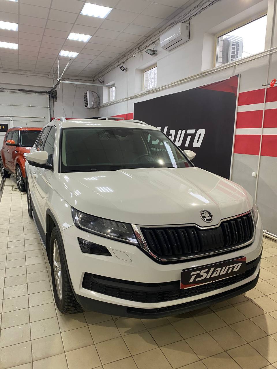 Шумоизоляция Skoda Kodiaq в пакете Элит в Архангельске