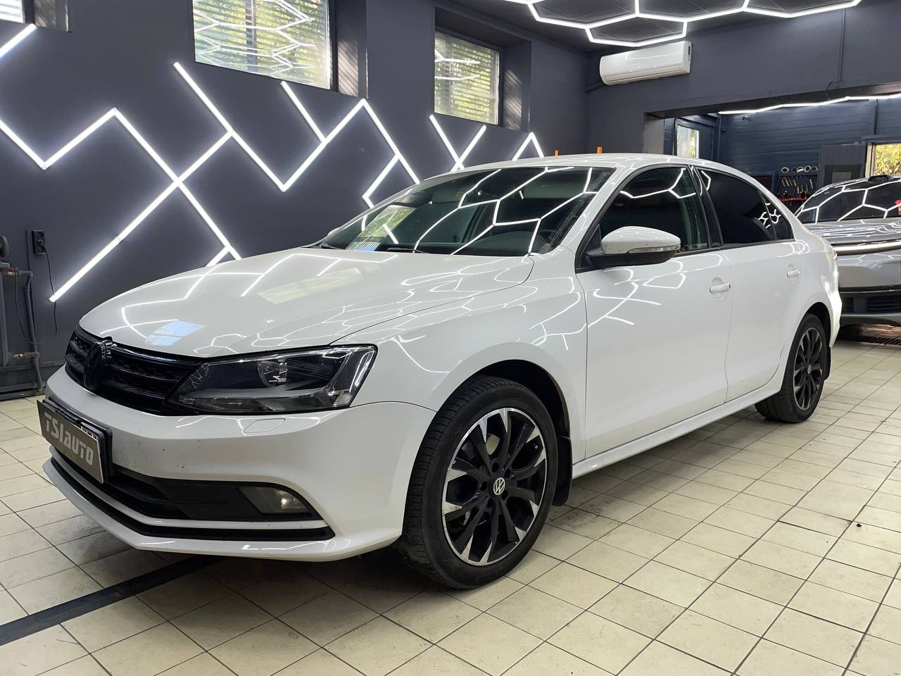 Химчистка Volkswagen Jetta в Архангельске