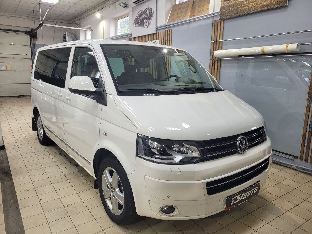 Полная шумоизоляция Volkswagen Multivan за 1 день фото и цены