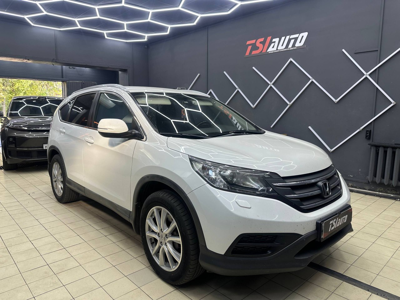 Химчистка Honda CR-V в Архангельске