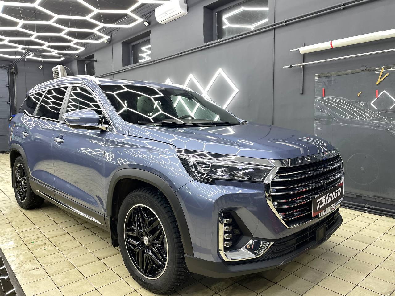 Шумоизоляция Jetour X90 Plus в Архангельске