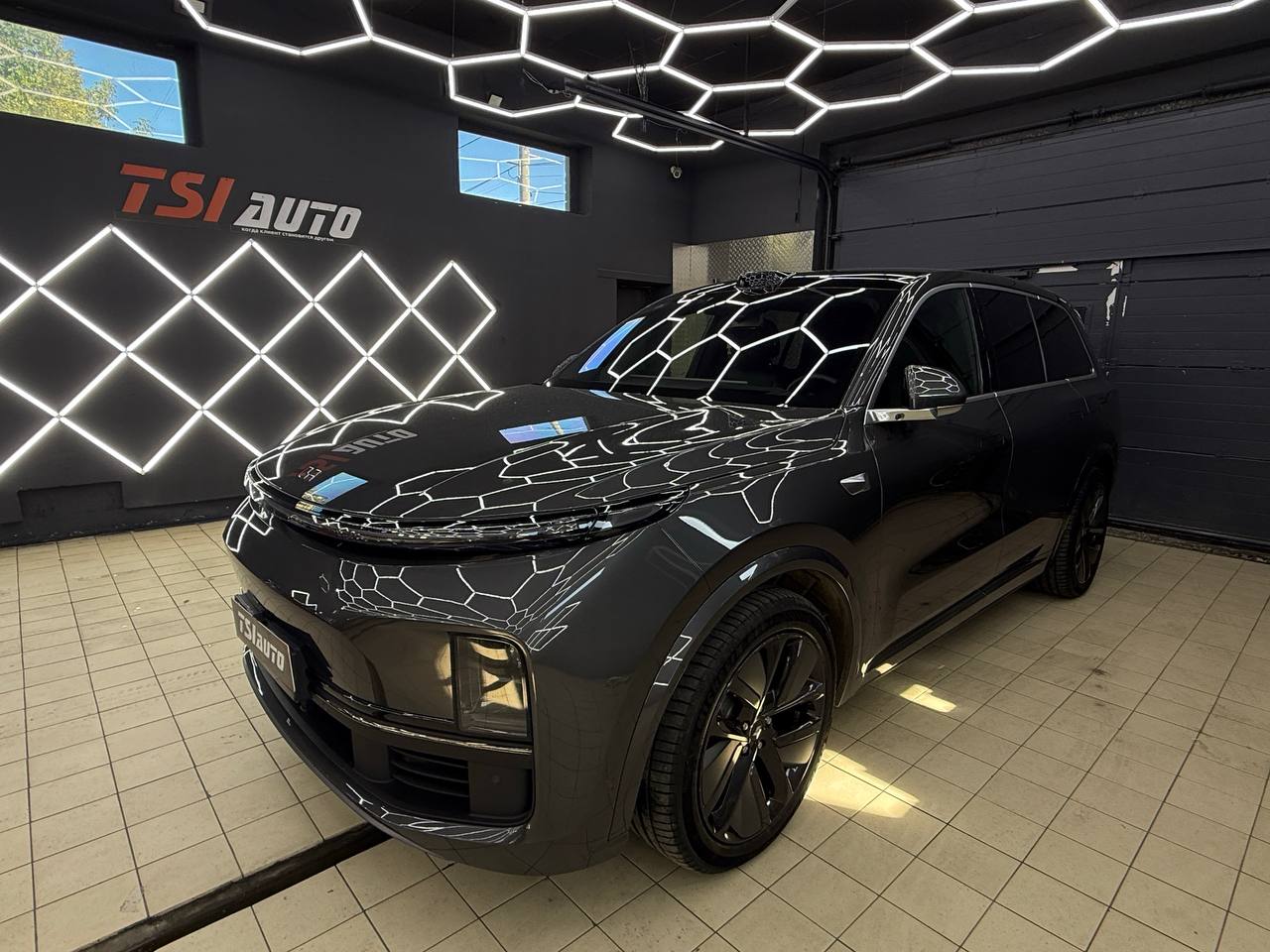 LiXiang L9 оклейка пленкой в Архангельске