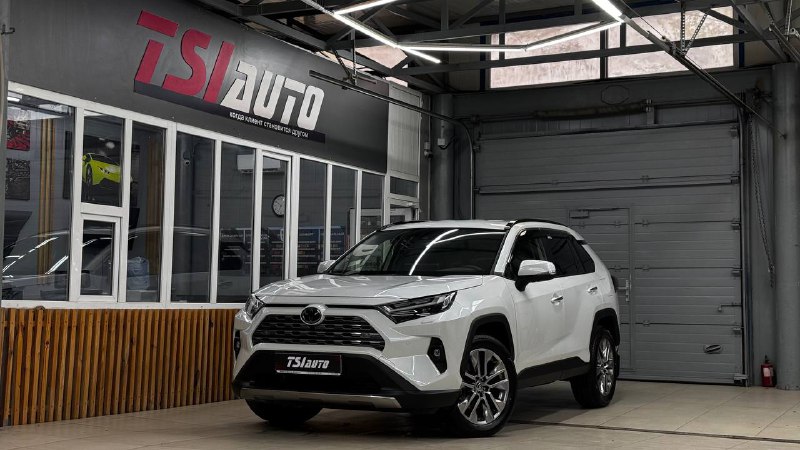 Оклейка пленкой Toyota RAV 4 в Архангельске